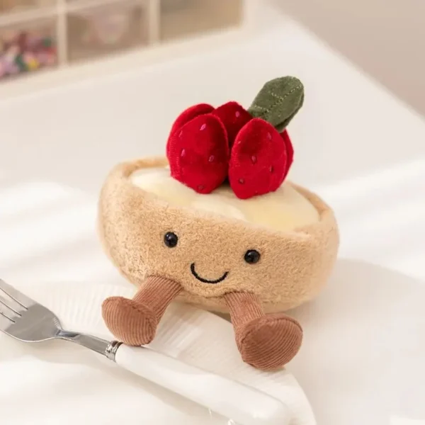 Peluche tarte aux fraises circulaire kawaii, fraises rouges velours, douceur gourmande.